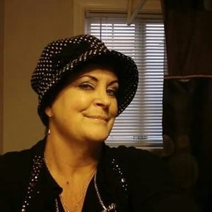 Meet your Posher, Polly